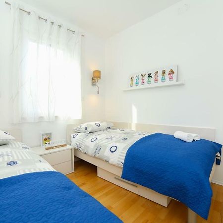 Amazing Luxury 4Star Apartment Laura Supetar Extérieur photo