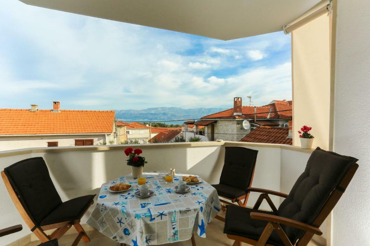 Amazing Luxury 4Star Apartment Laura Supetar Extérieur photo