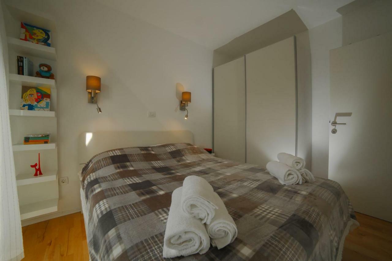 Amazing Luxury 4Star Apartment Laura Supetar Extérieur photo